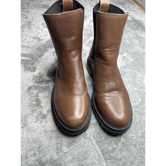 Madewell The Bradley Chelsea Lugsole Boot in Stable Size 7.5 - Picture 3 of 9